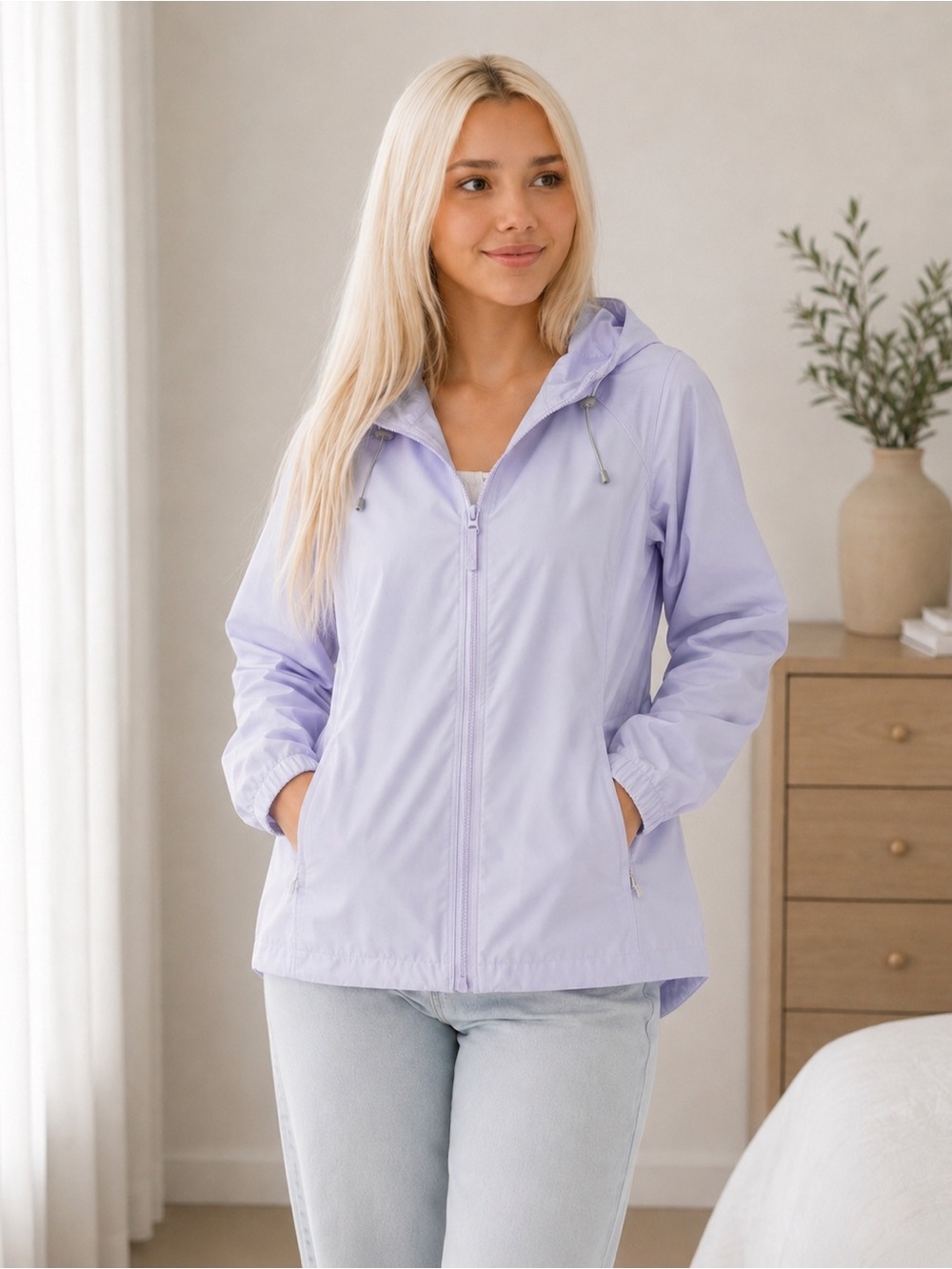 Columbia women's lightweight hooded rain jacket — light lavender